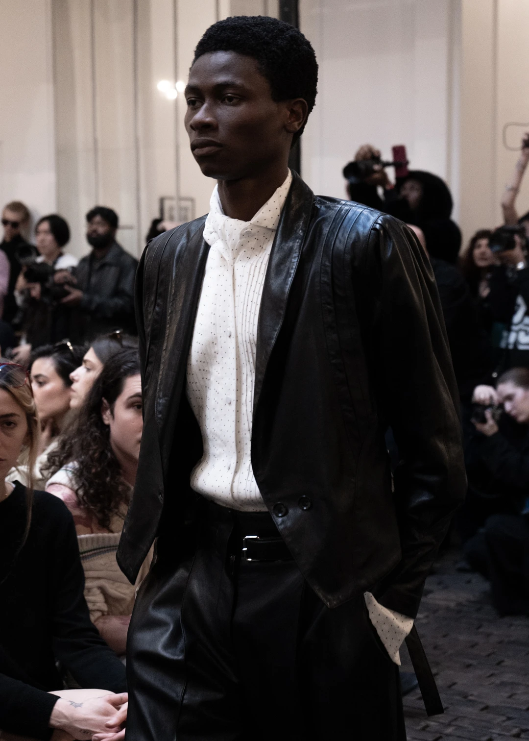 fashion show, upper body model