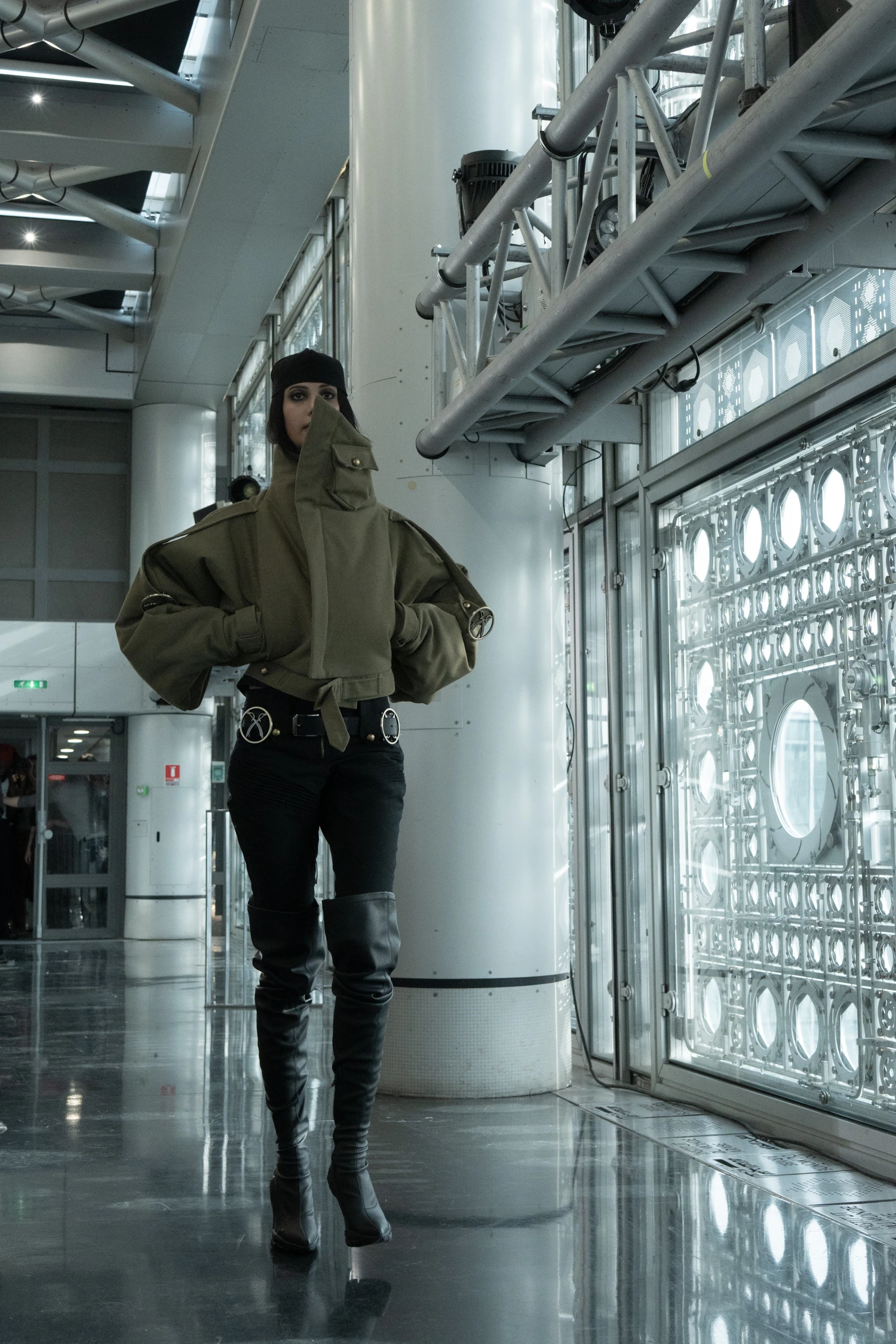 runway, model full body